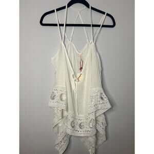 NWT Raga Santa Clarita Boho Crochet Top.
Size Medium.